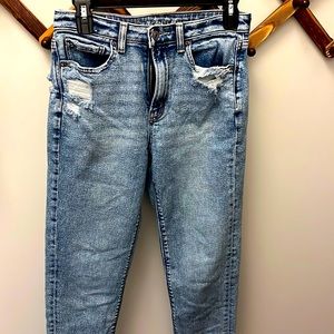 American Eagle mom jeans